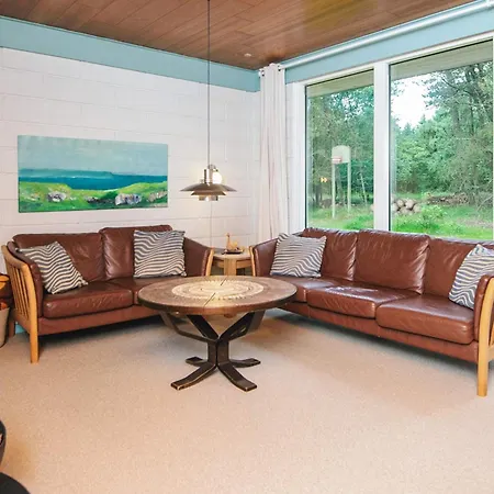Tranquil Retreat With - By Traum Feriehus